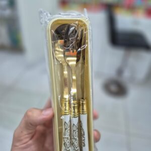 KIT DE TALHERES DOURADO QZ-638